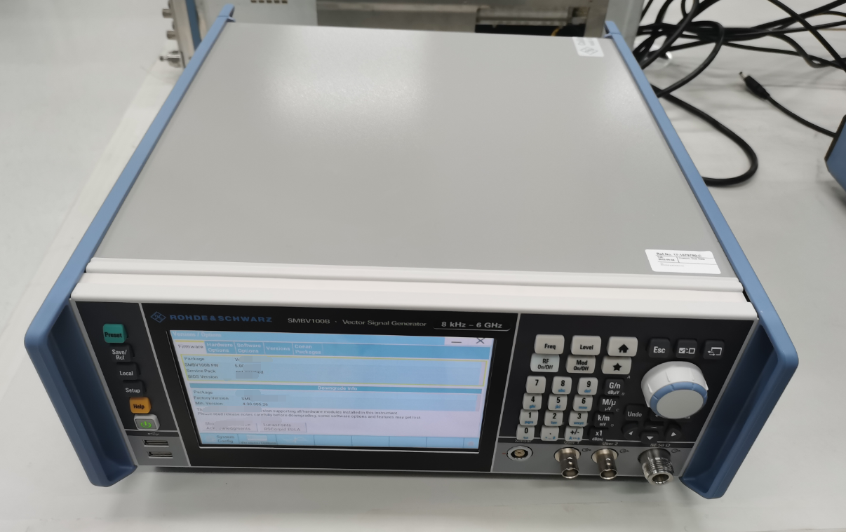 R&S SMBV100B Vector signal generator